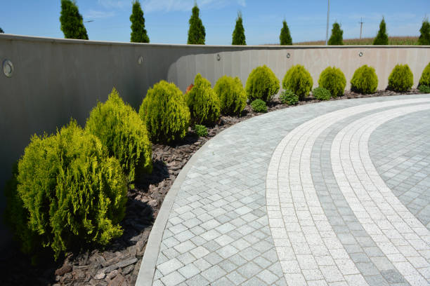 Best Professional Driveway Pavers  in Old Westbury, NY